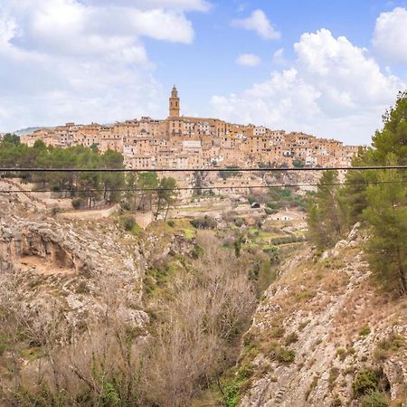Beautiful Home In Bocairent With Kitchen Buitenkant foto