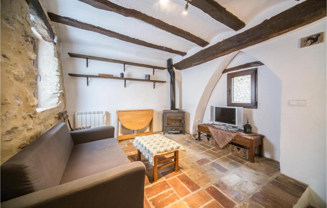 Beautiful Home In Bocairent With Kitchen Buitenkant foto