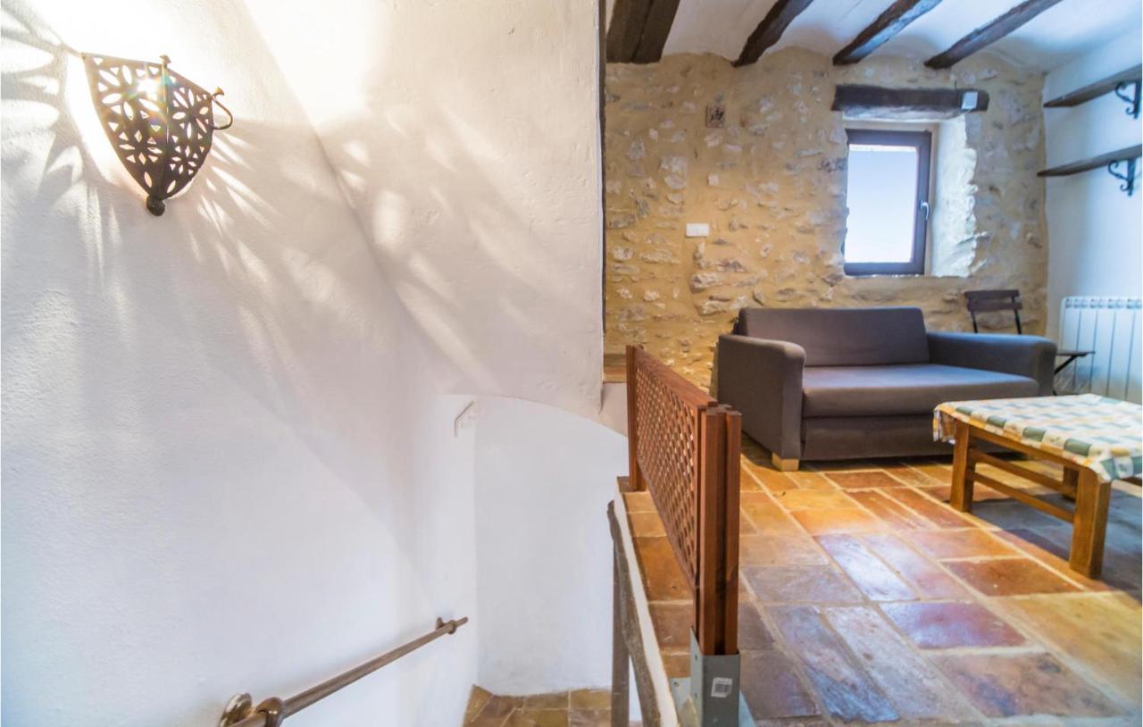 Beautiful Home In Bocairent With Kitchen Buitenkant foto
