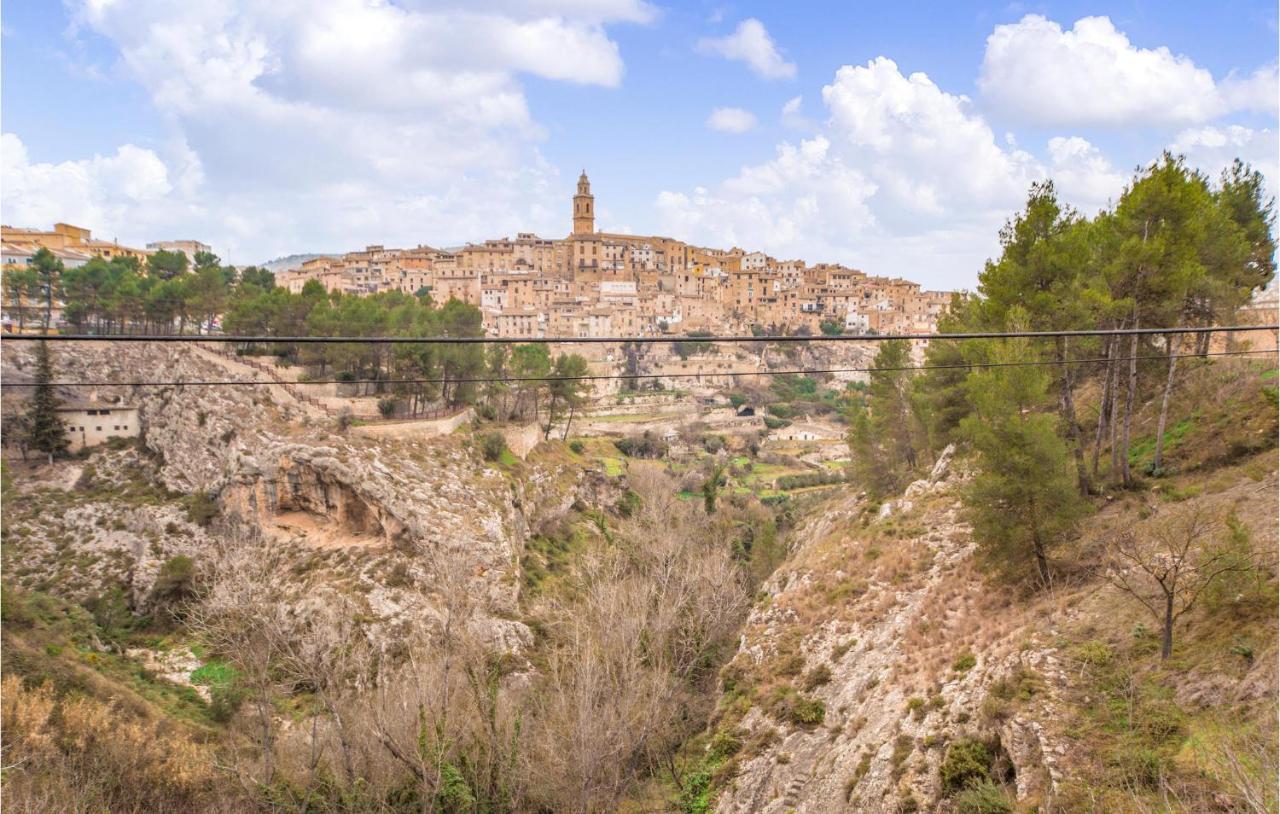 Beautiful Home In Bocairent With Kitchen Buitenkant foto