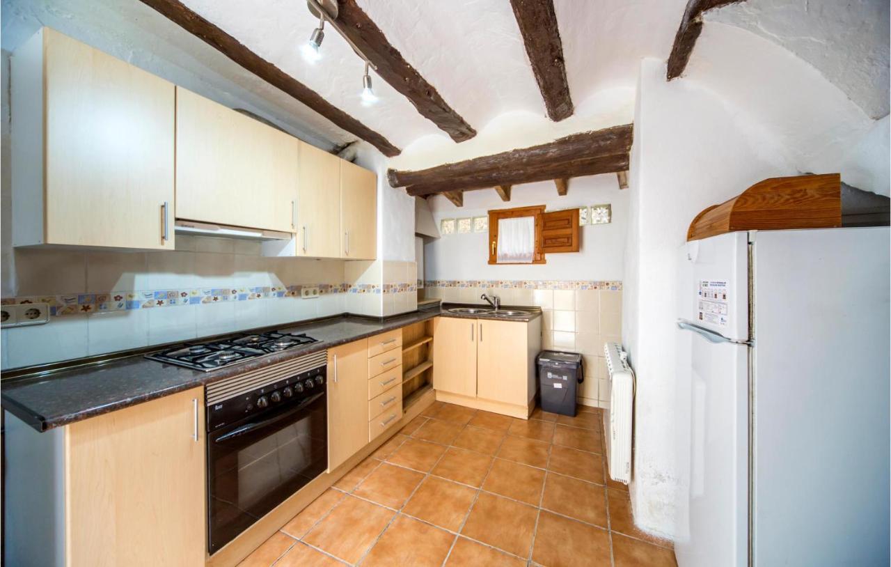 Beautiful Home In Bocairent With Kitchen Buitenkant foto